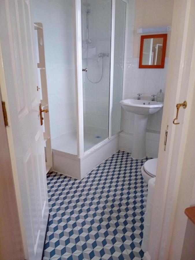 Ensuite Double Room Londra Exterior foto